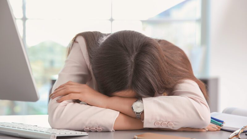 Dating-Burnout: Wenn das Swipen emotional erschöpft